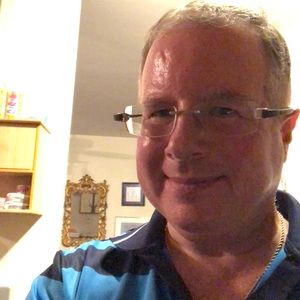 Meet your Posher, Larry